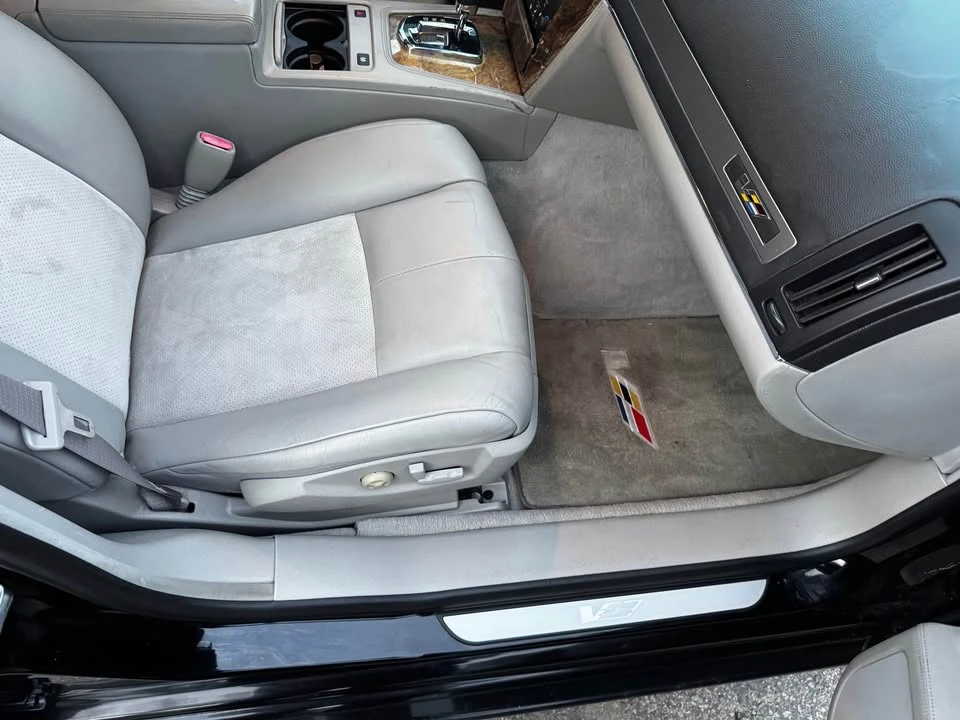 2006 Cadillac STS-V - Image 5 of 10