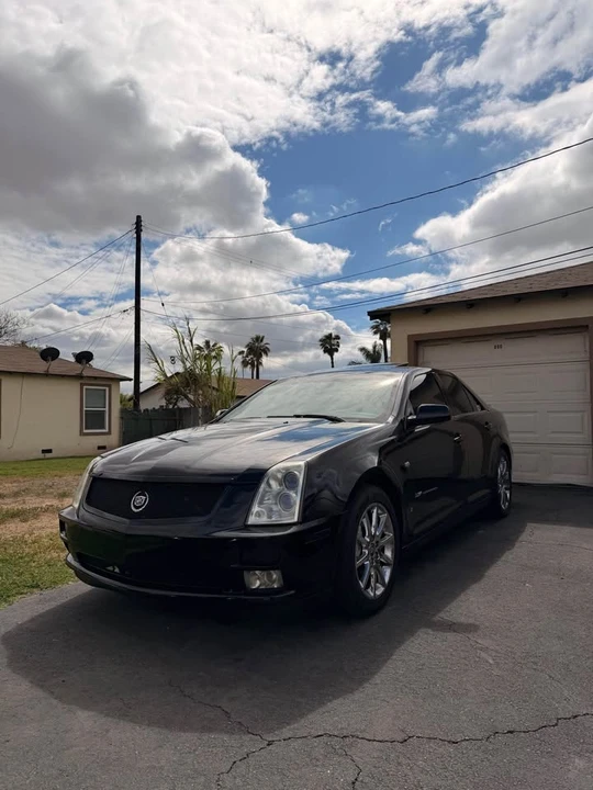 2006 Cadillac STS-V - Image 2 of 10