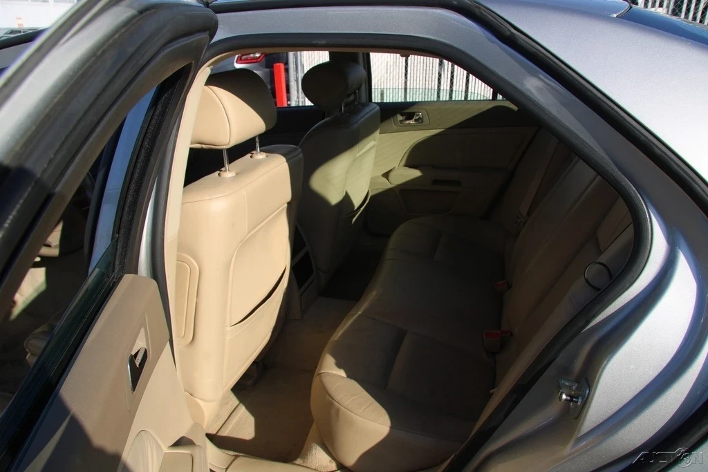 2006 Cadillac STS - Image 20 of 21