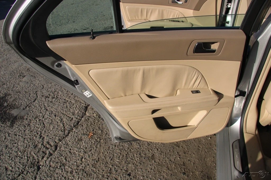 2006 Cadillac STS - Image 19 of 21