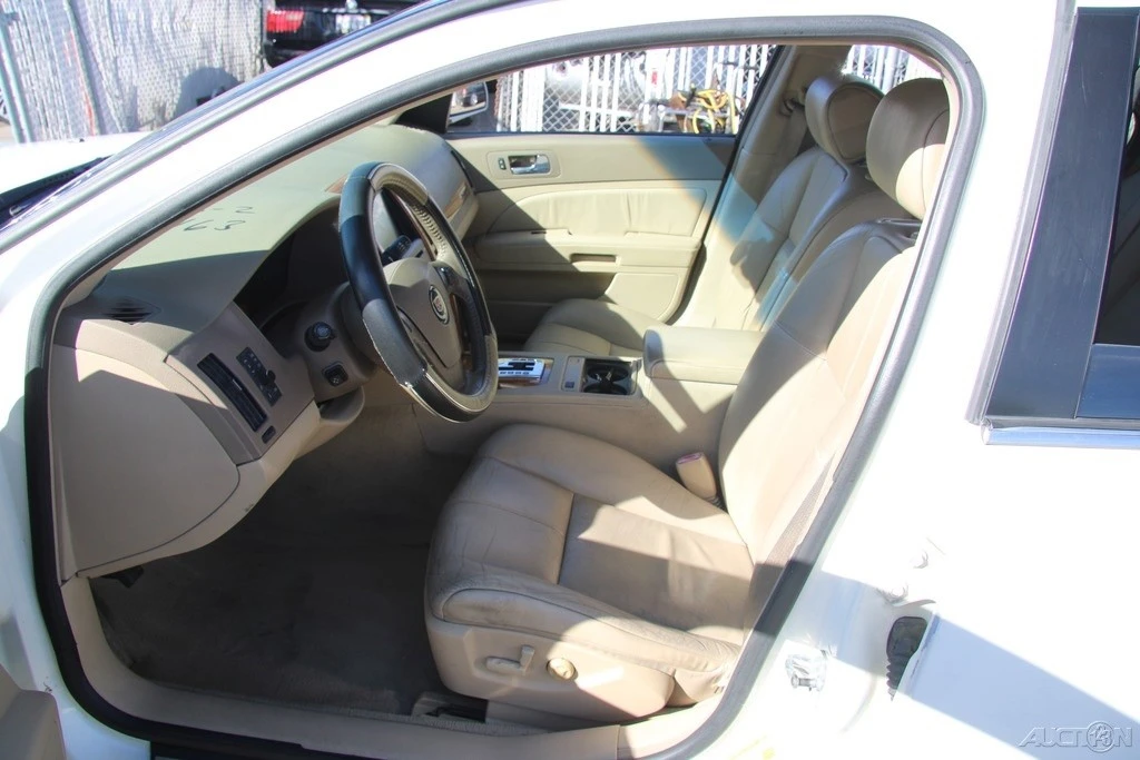 2006 Cadillac STS - Image 14 of 21