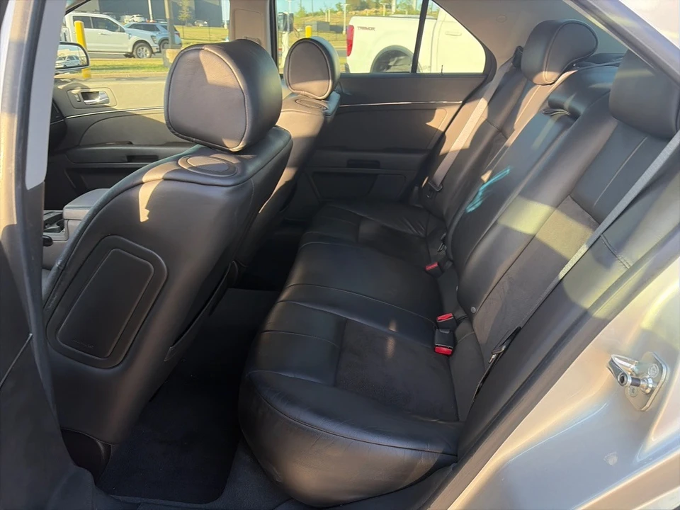 2006 Cadillac STS-V - Image 16 of 17