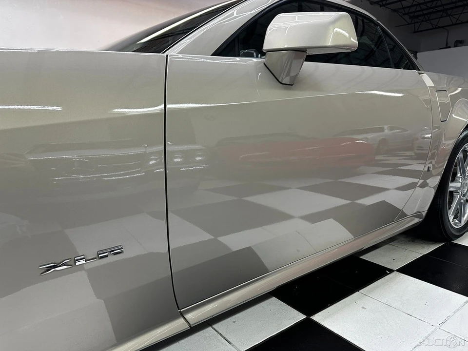 2006 Cadillac XLR - Image 13 of 21