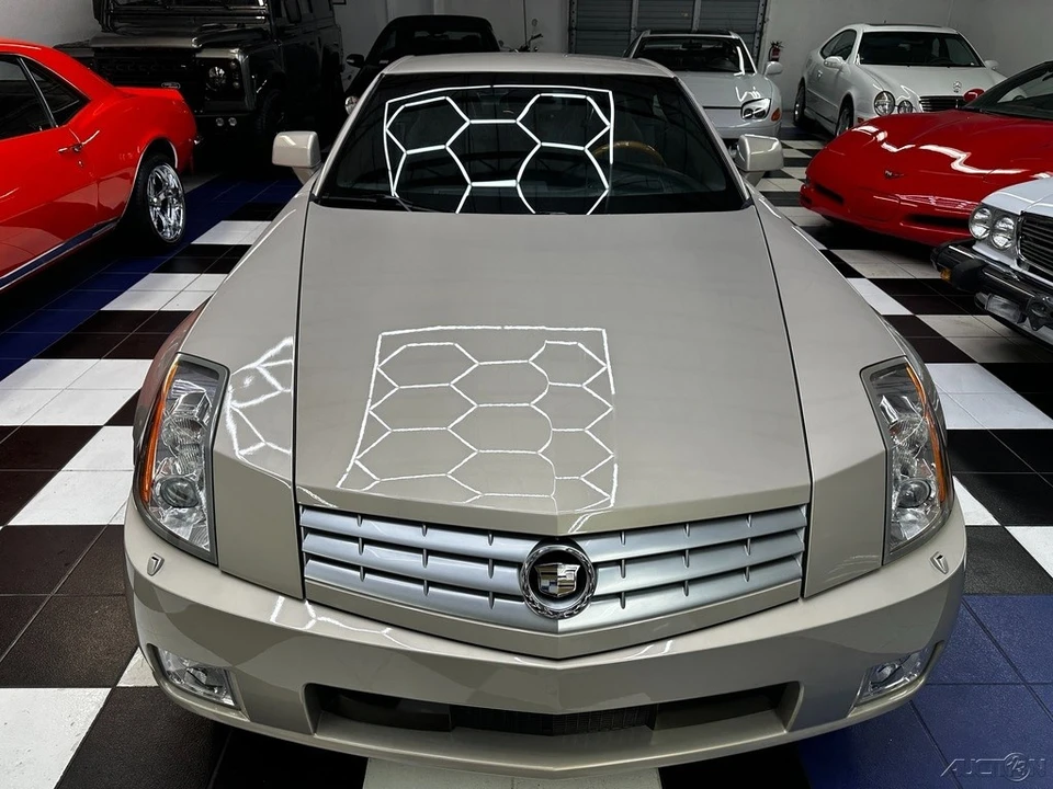 2006 Cadillac XLR - Image 4 of 21