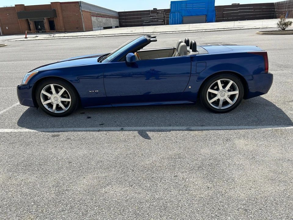 2006 Cadillac XLR - Image 14 of 31