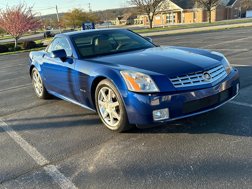 2006 Cadillac XLR - Image 28 of 31