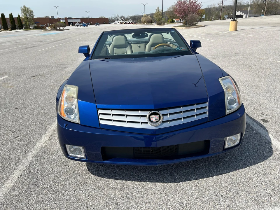 2006 Cadillac XLR - Image 12 of 31