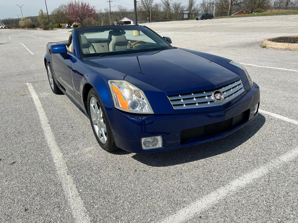 2006 Cadillac XLR - Image 21 of 31
