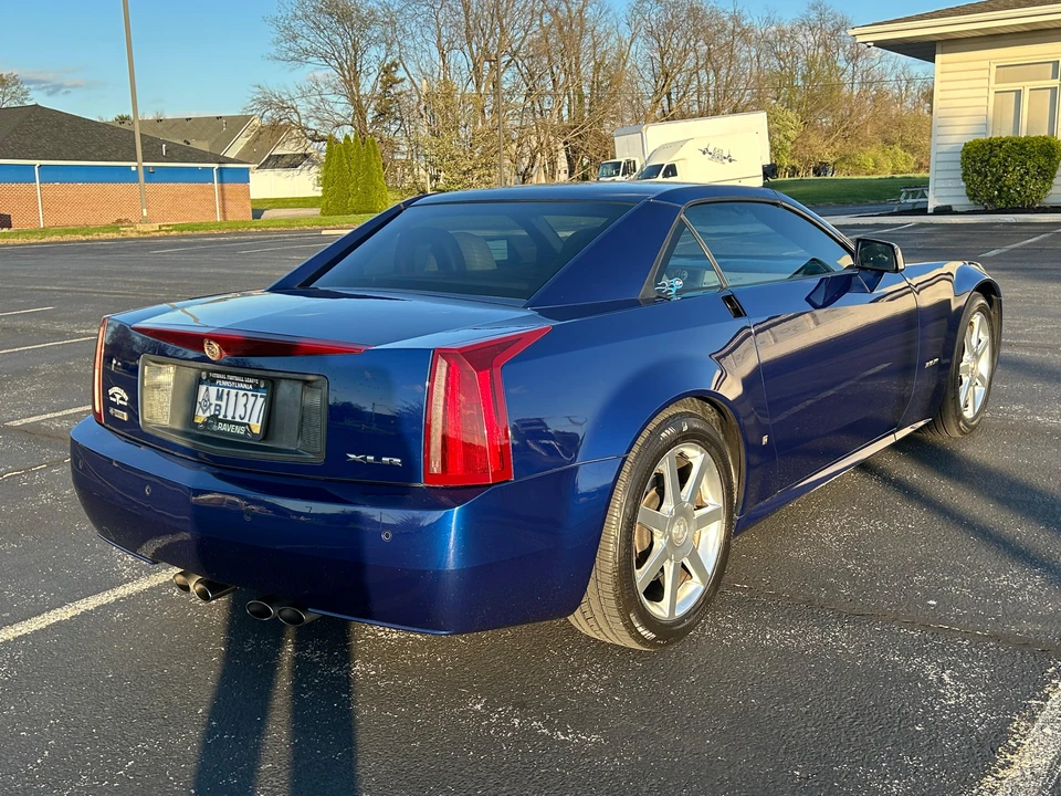 2006 Cadillac XLR - Image 26 of 31