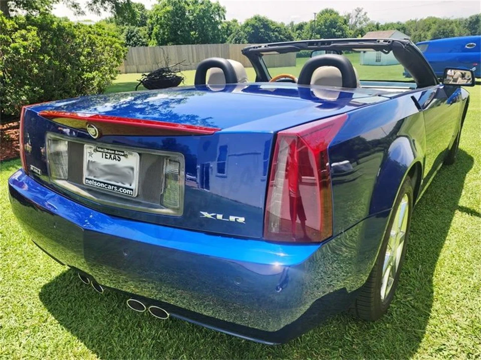 2006 Cadillac XLR - Image 3 of 12