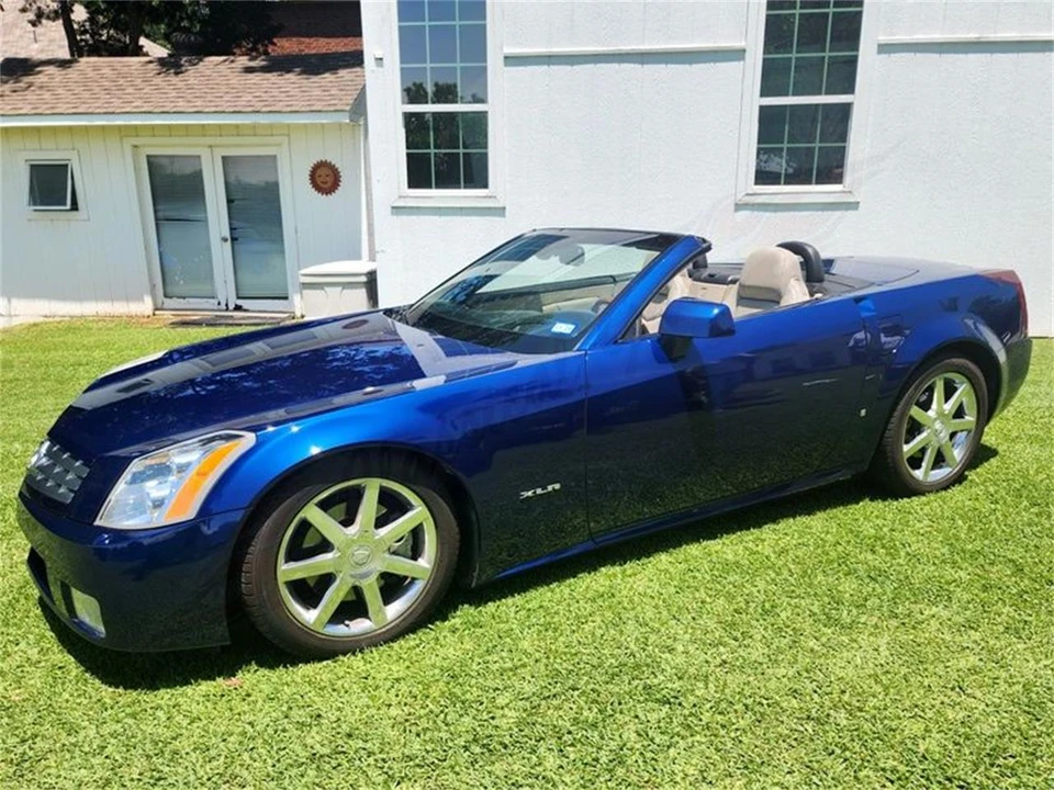 2006 Cadillac XLR - Image 6 of 12