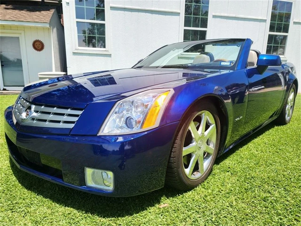 2006 Cadillac XLR - Image 7 of 12