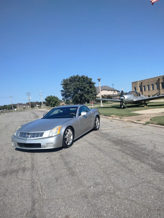 2006 Cadillac XLR - Image 5 of 8
