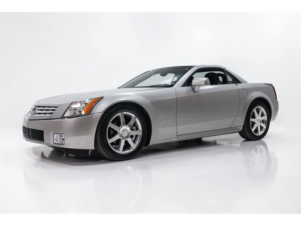 2006 Cadillac XLR - Image 5 of 31