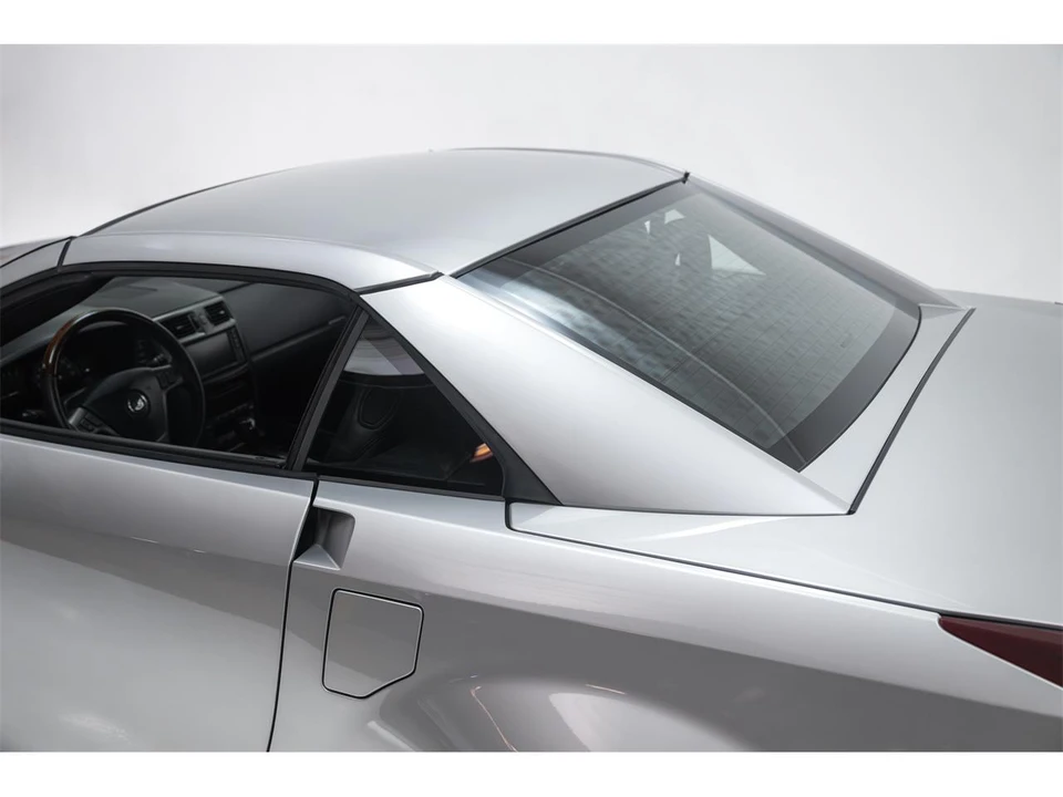 2006 Cadillac XLR - Image 8 of 31