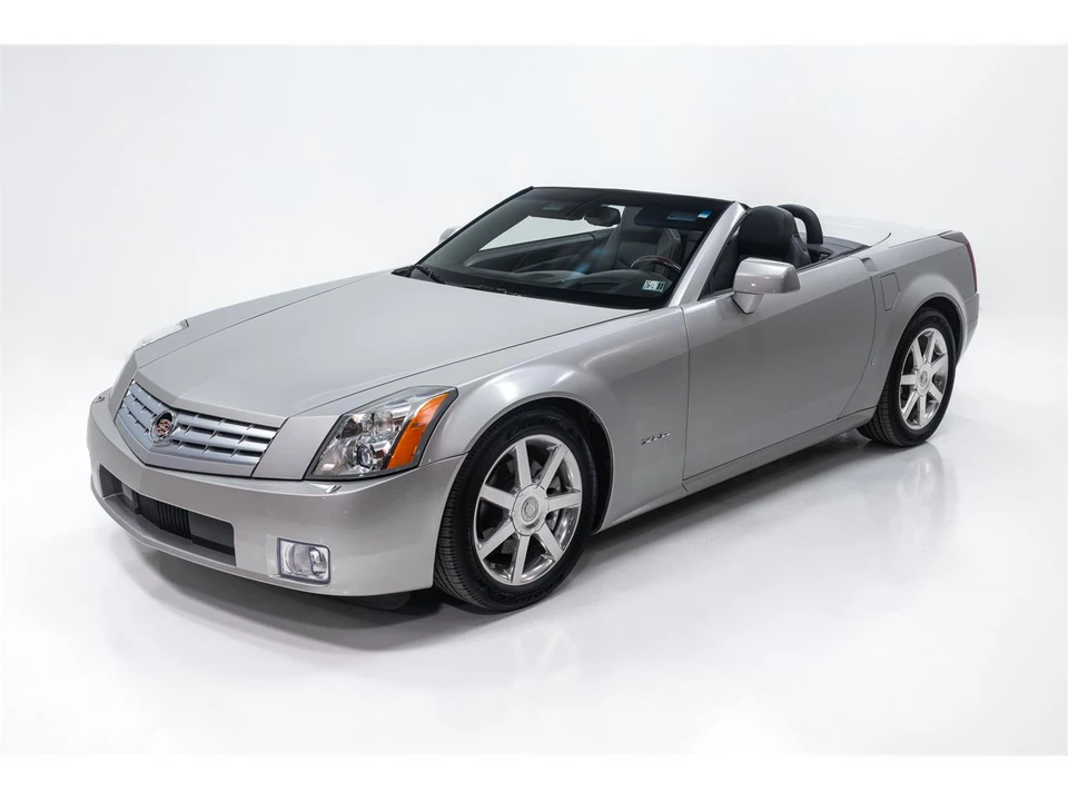 2006 Cadillac XLR - Image 12 of 31