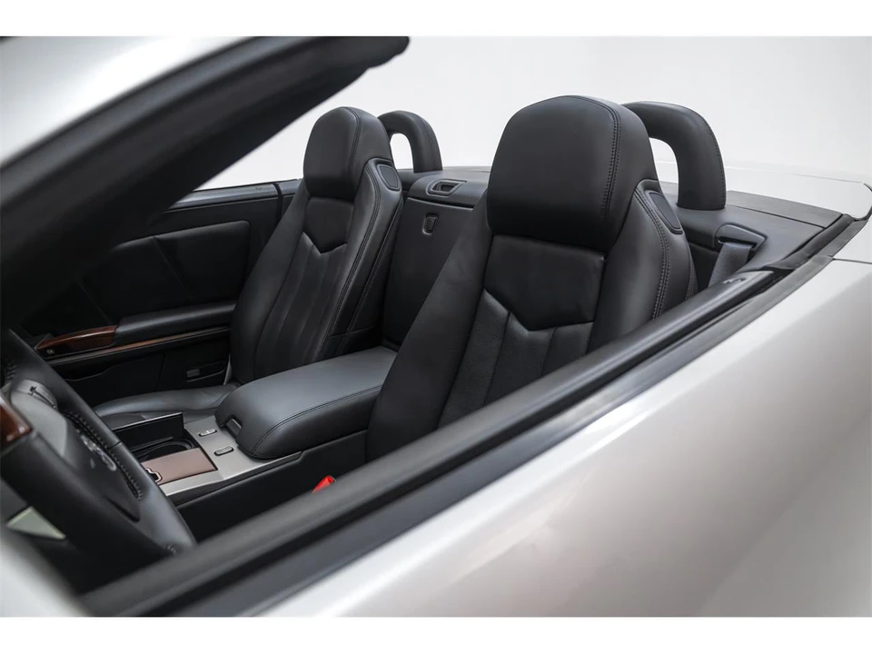 2006 Cadillac XLR - Image 21 of 31