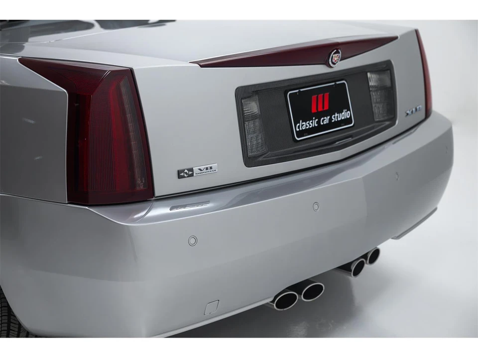 2006 Cadillac XLR - Image 26 of 31