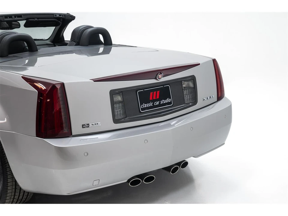 2006 Cadillac XLR - Image 30 of 31