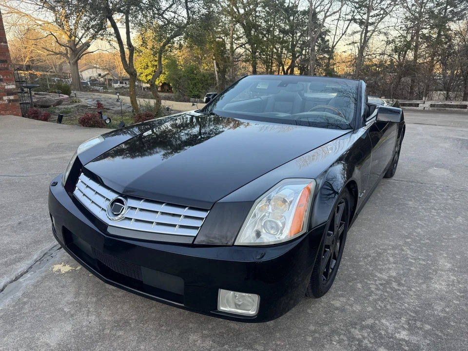 2006 Cadillac XLR - Image 6 of 31