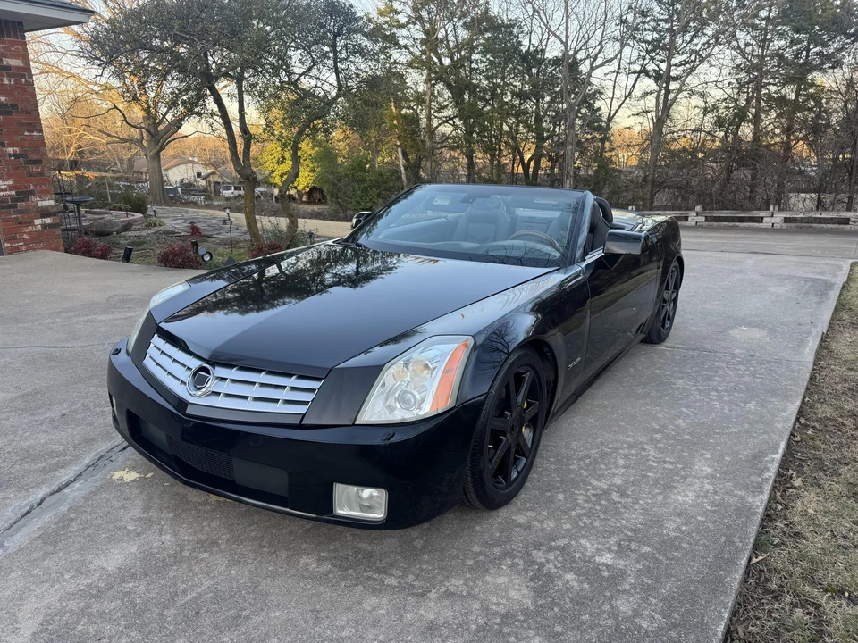 2006 Cadillac XLR - Image 7 of 31