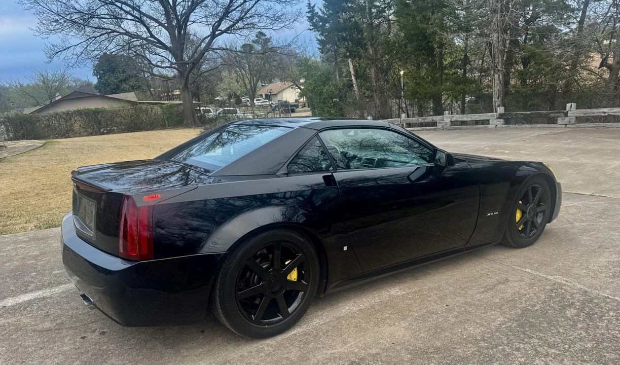 2006 Cadillac XLR - Image 23 of 31