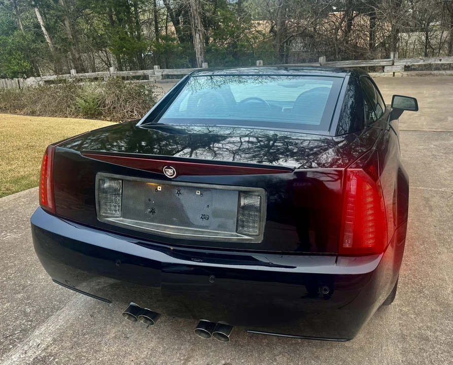 2006 Cadillac XLR - Image 20 of 31