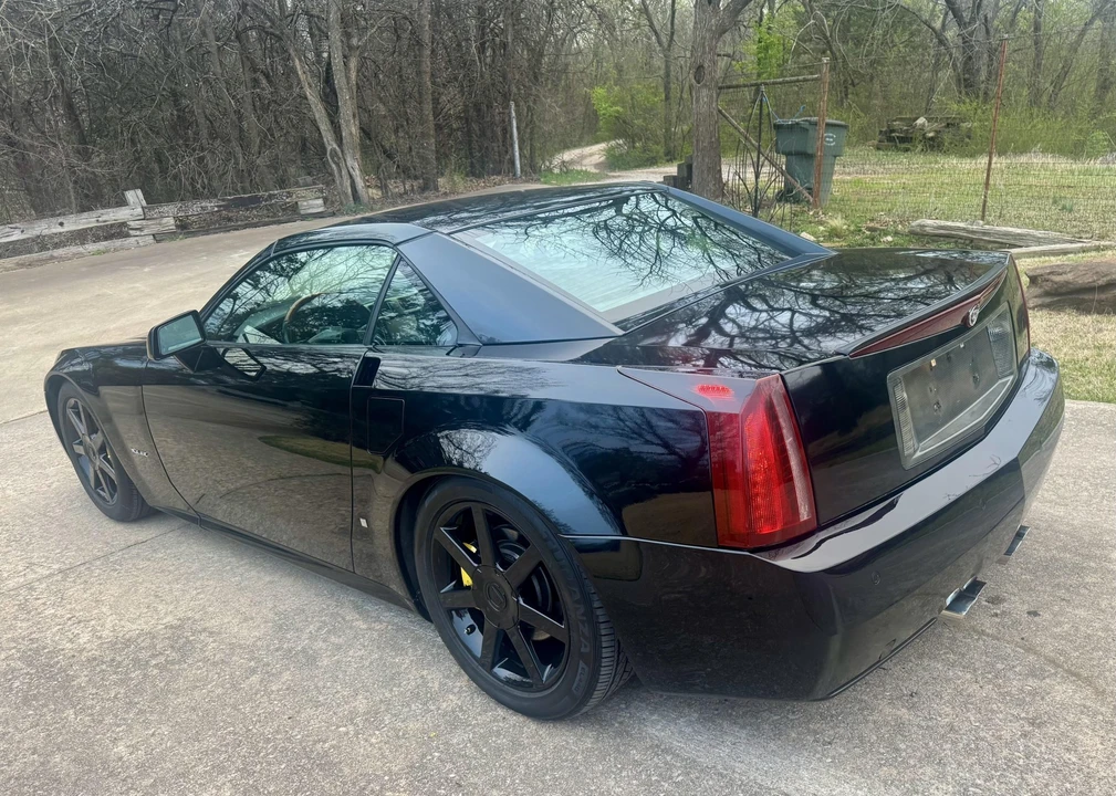 2006 Cadillac XLR - Image 16 of 31