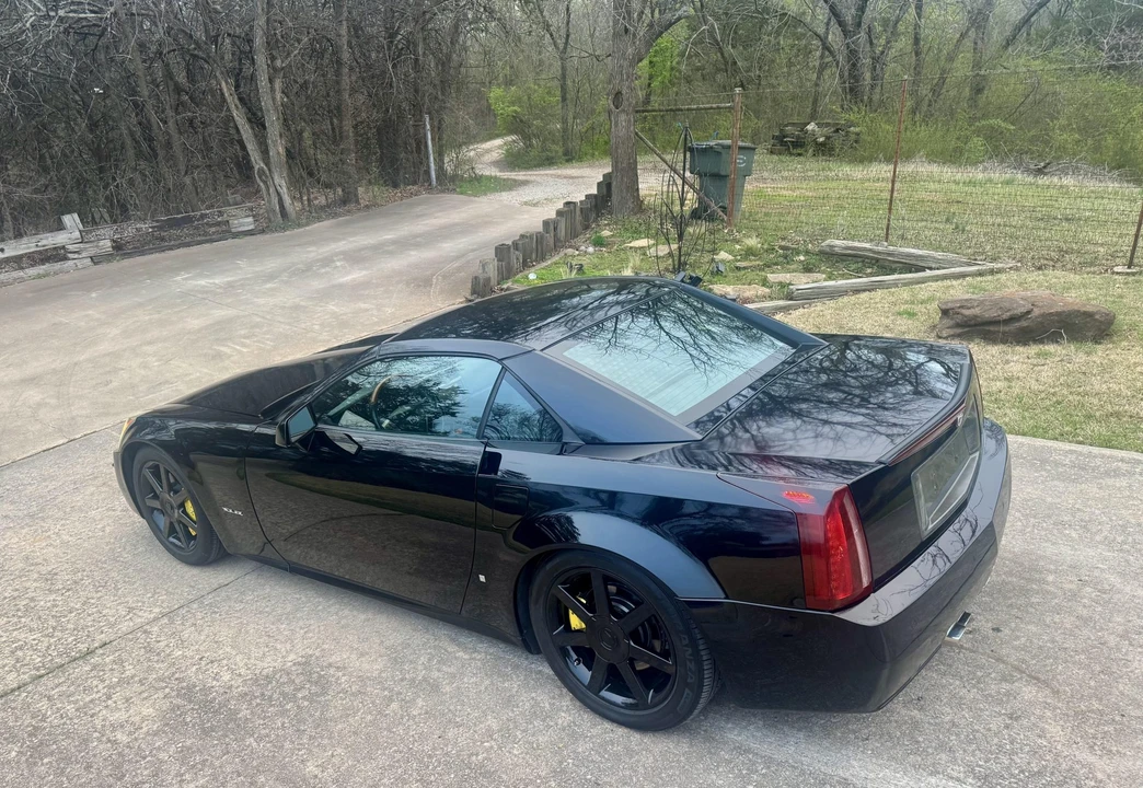 2006 Cadillac XLR - Image 13 of 31