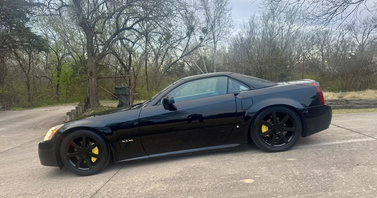 2006 Cadillac XLR - Image 11 of 31