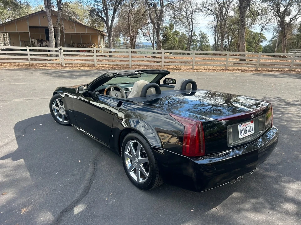 2006 Cadillac XLR - Image 9 of 19