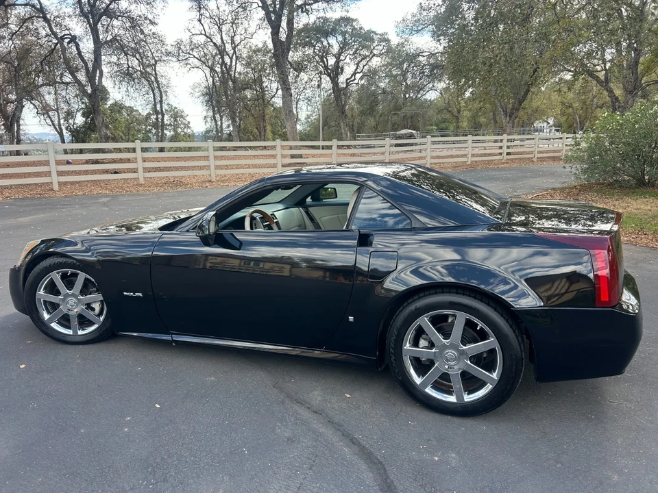 2006 Cadillac XLR - Image 6 of 19