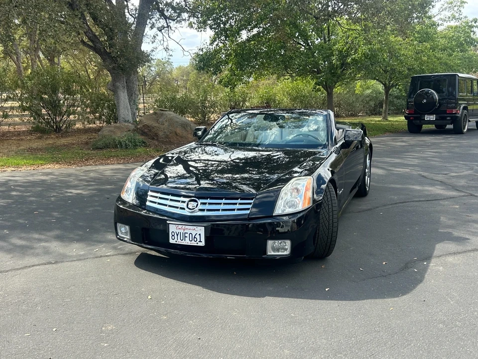 2006 Cadillac XLR - Image 8 of 19