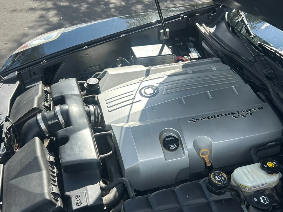 2006 Cadillac XLR - Image 11 of 19