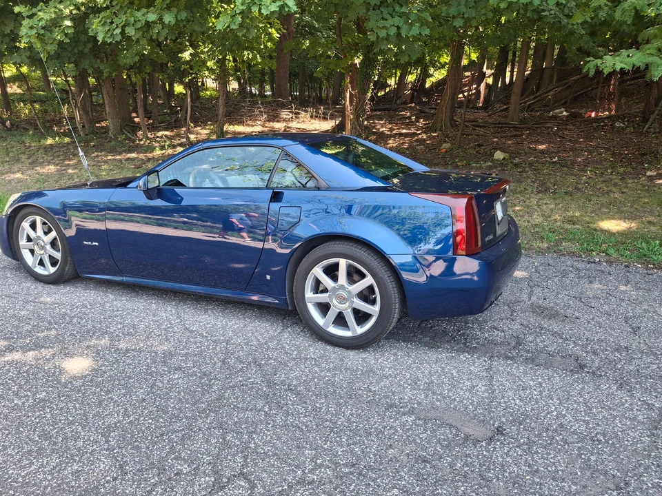 2006 Cadillac XLR - Image 7 of 31