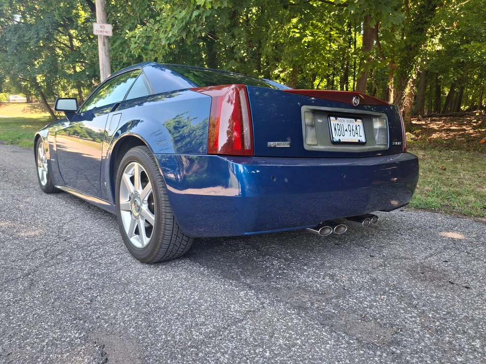 2006 Cadillac XLR - Image 9 of 31