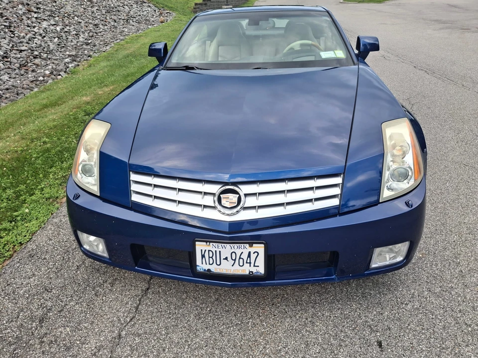 2006 Cadillac XLR - Image 21 of 31