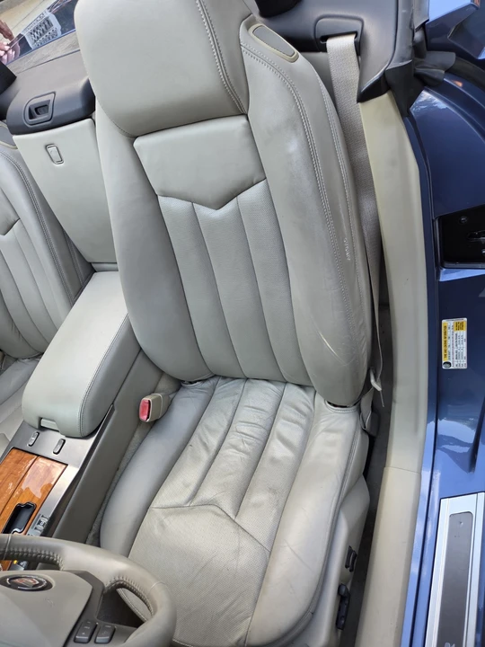2006 Cadillac XLR - Image 10 of 17