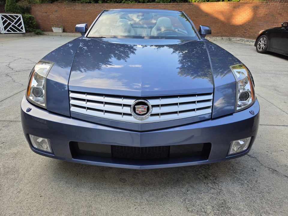 2006 Cadillac XLR - Image 3 of 17