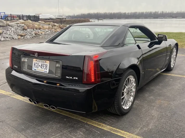 2006 Cadillac XLR - Image 3 of 31