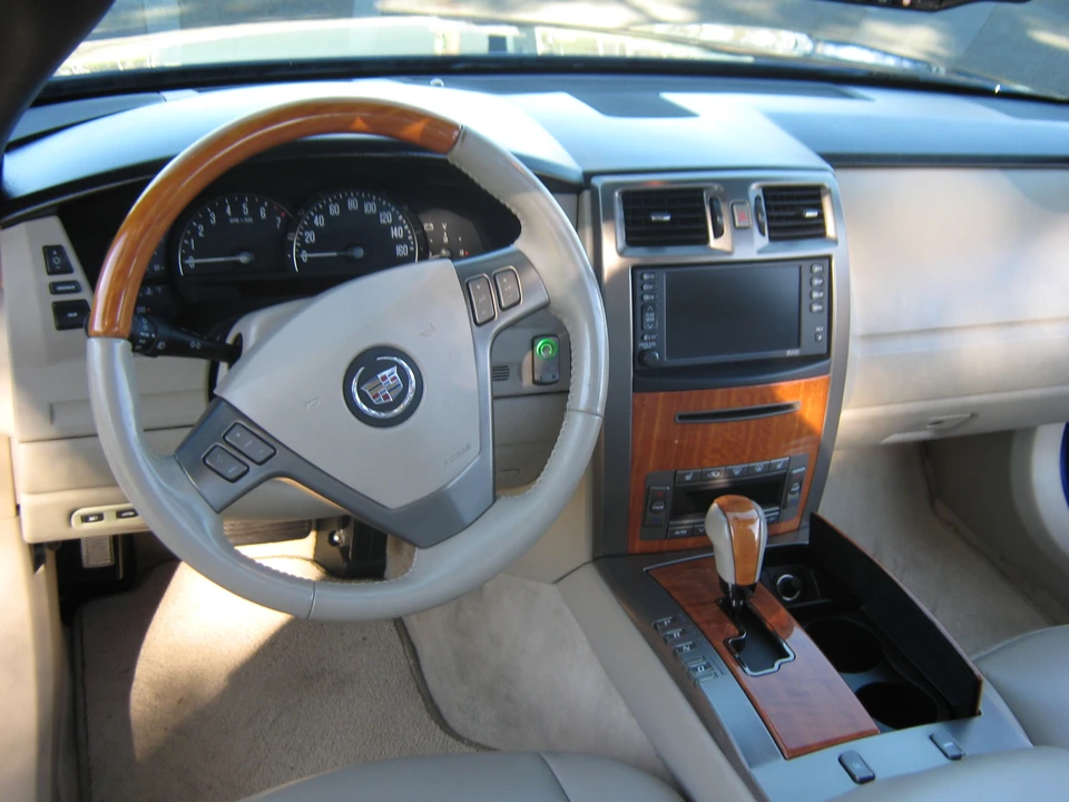 2006 Cadillac XLR - Image 30 of 31