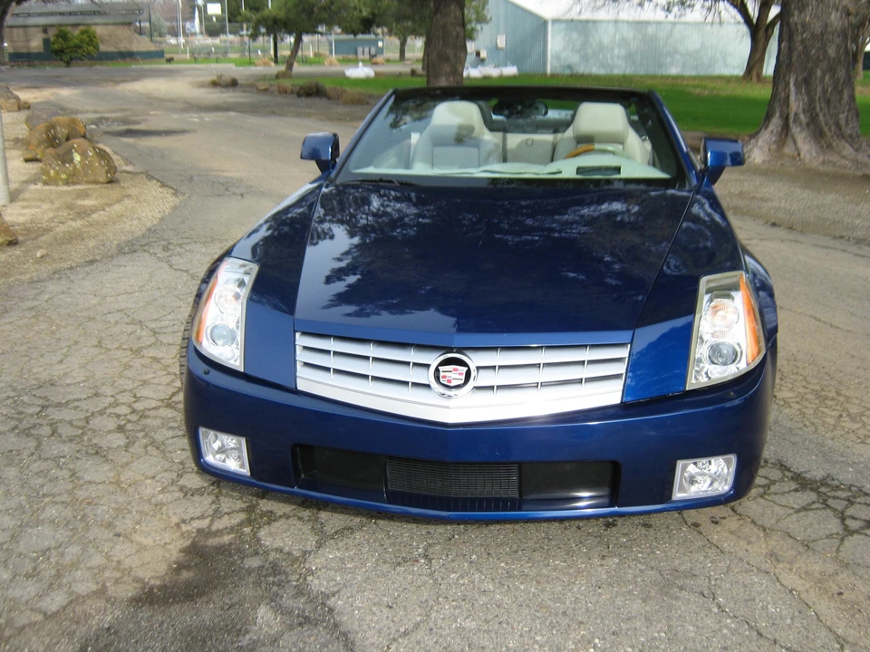 2006 Cadillac XLR - Image 5 of 31