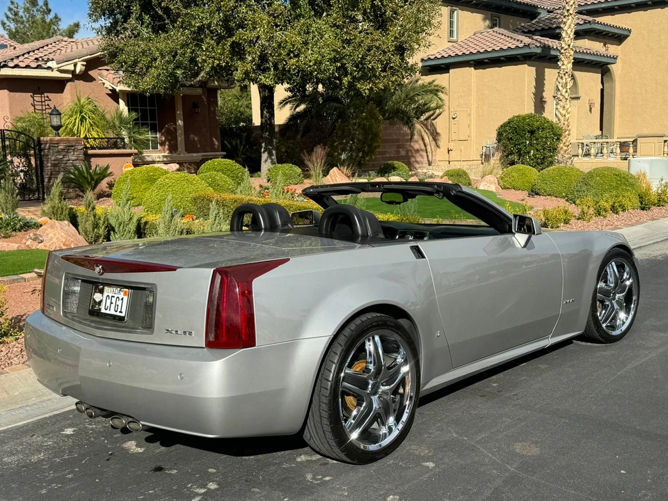 2006 Cadillac XLR - Image 25 of 31