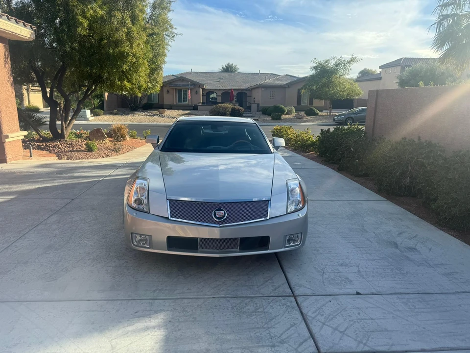 2006 Cadillac XLR - Image 28 of 31