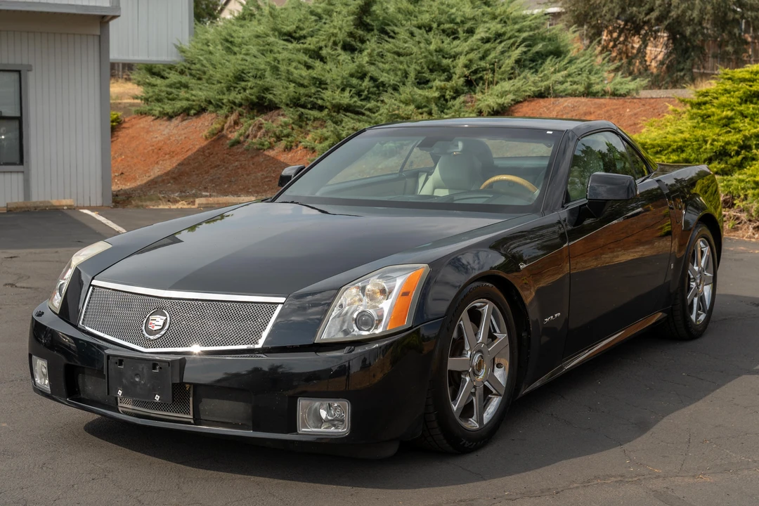 2006 Cadillac XLR - Image 6 of 31