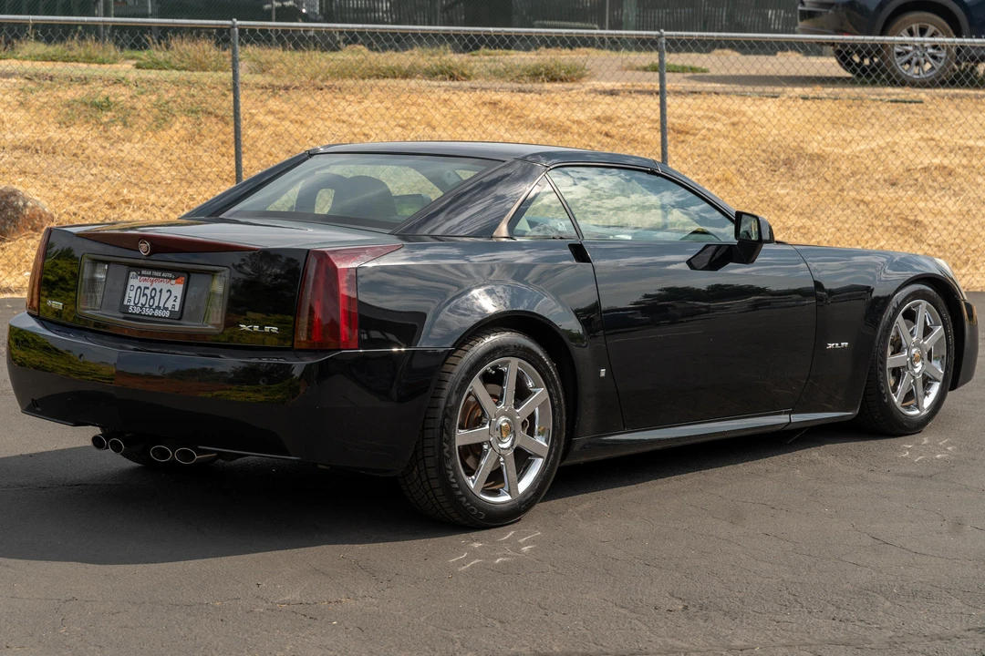 2006 Cadillac XLR - Image 4 of 31