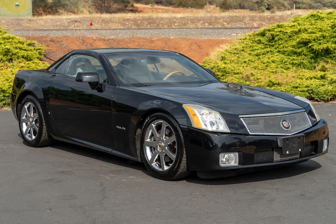 2006 Cadillac XLR - Image 10 of 31
