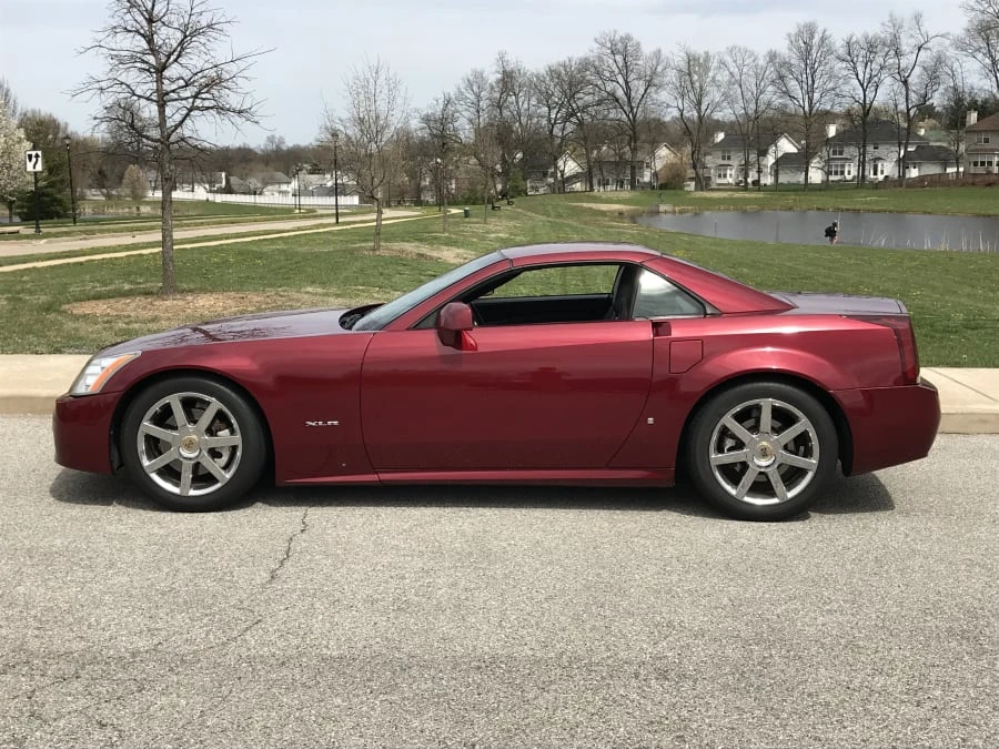 2006 Cadillac XLR - Image 9 of 10