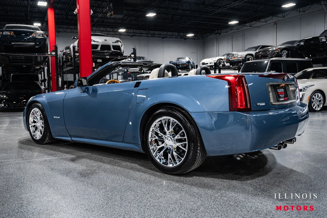 2006 Cadillac XLR - Image 3 of 21