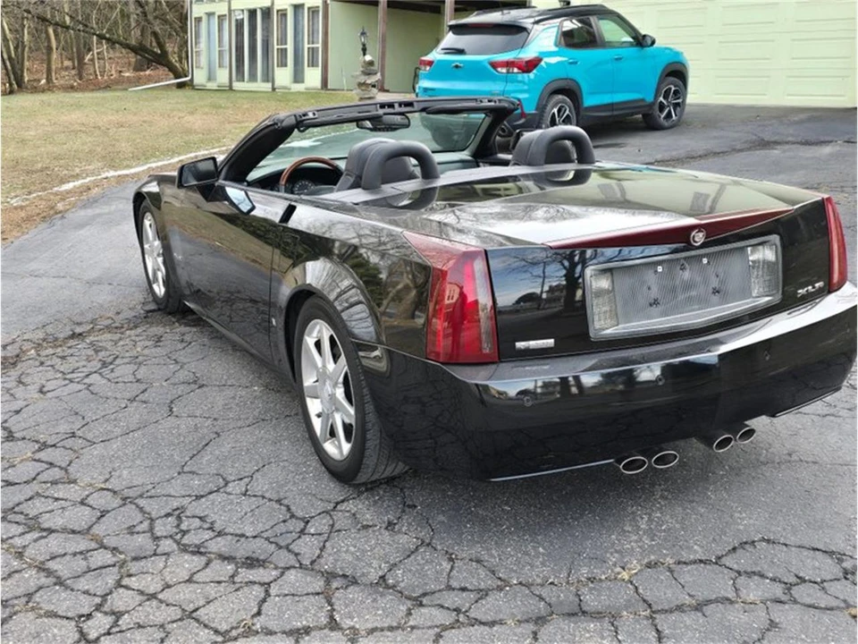 2006 Cadillac XLR - Image 4 of 22